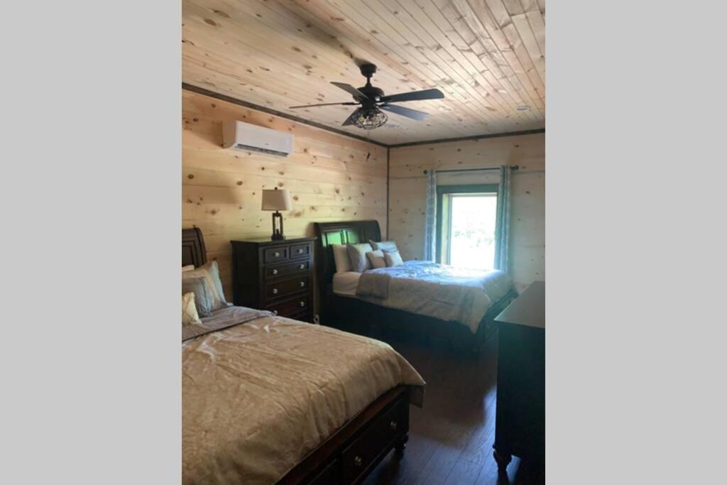 Chalet Village- Amazing Mountain Views - Piney Butt Place Gatlinburg Ngoại thất bức ảnh