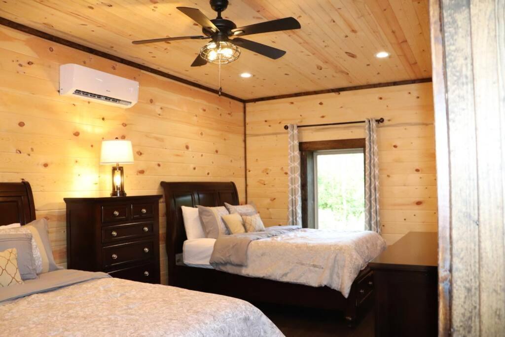 Chalet Village- Amazing Mountain Views - Piney Butt Place Gatlinburg Ngoại thất bức ảnh