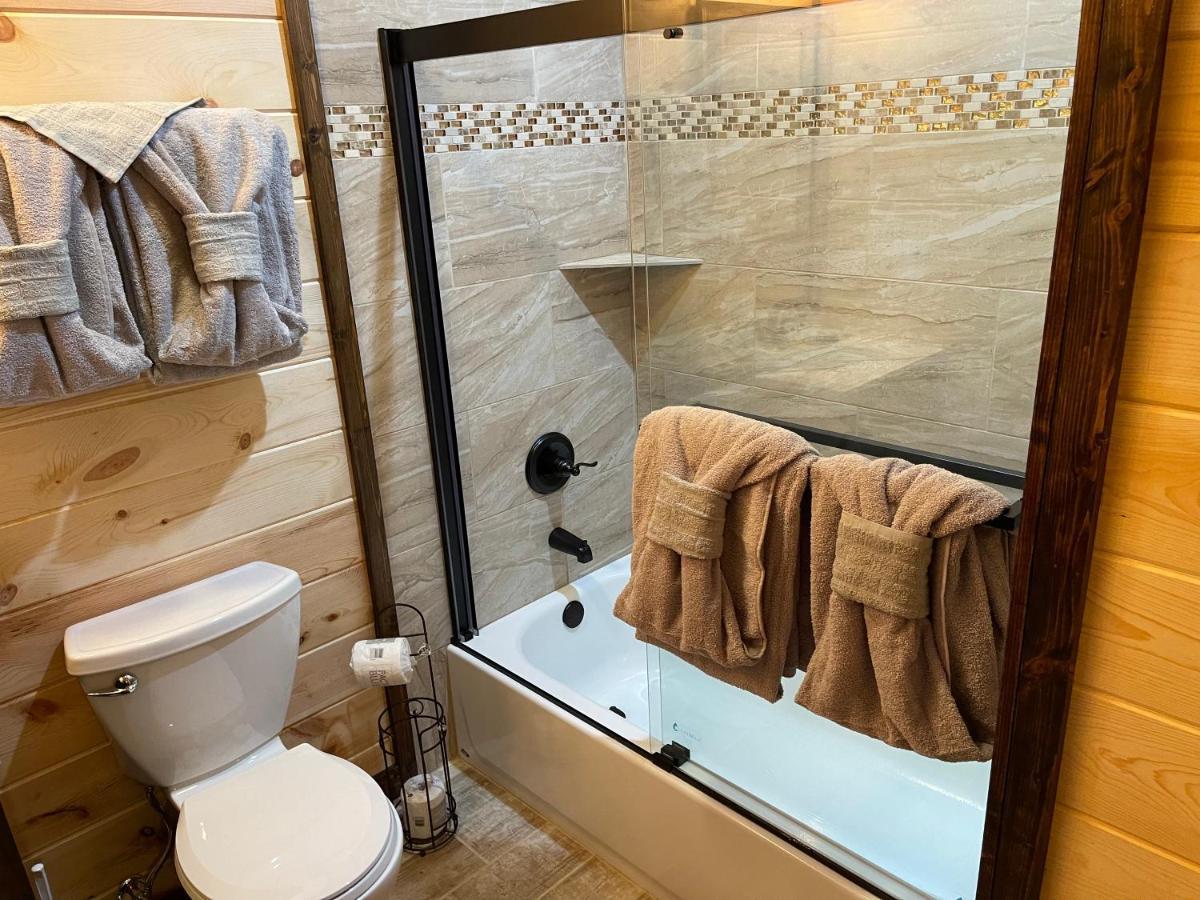 Chalet Village- Amazing Mountain Views - Piney Butt Place Gatlinburg Ngoại thất bức ảnh